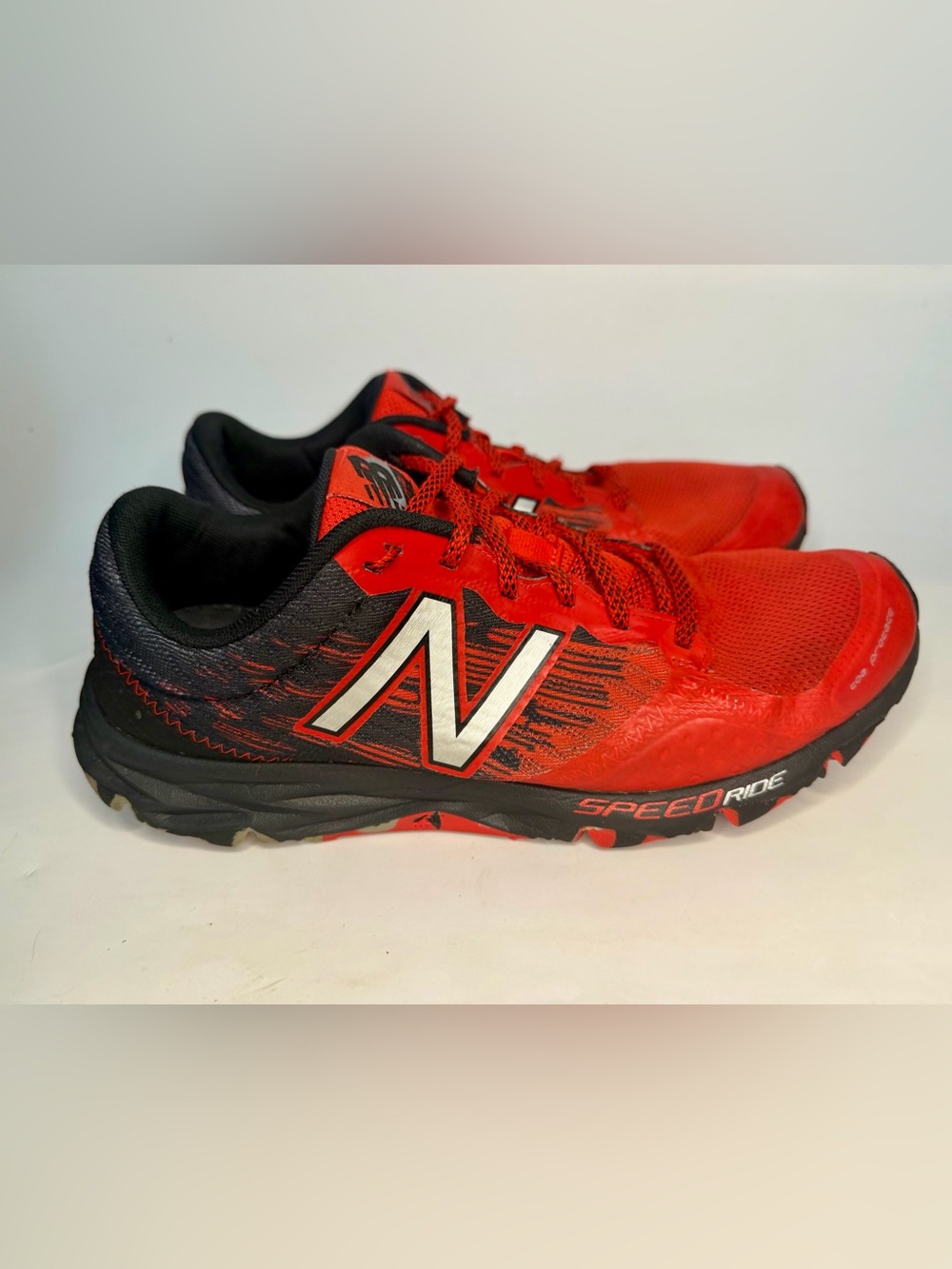 New Balance 690 v2 Shoes Sneakers Mens 10 D Red Lace Up Jogging Walking MINT - Picture 2 of 16
